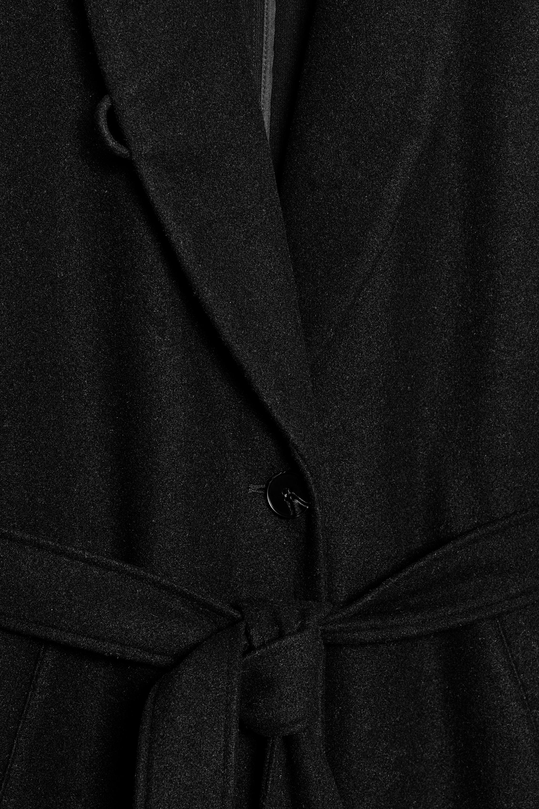 SOFT BELTED COAT